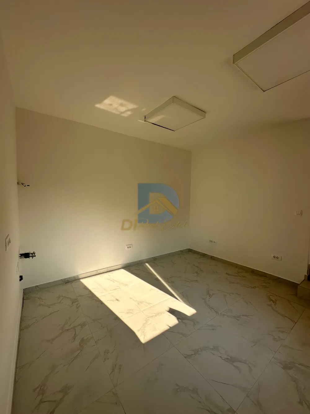 Appartement 2 chambres à louer | Centre, Tivat