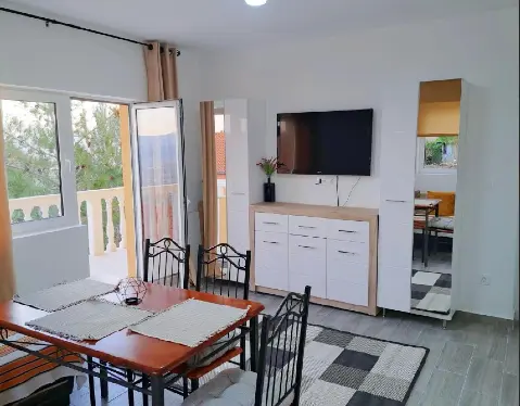 One Bedroom Apartment
