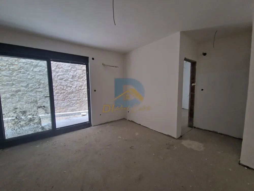For Sale One Bedroom Apartment