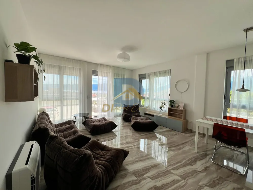For Rent Three Bedroom Apartment