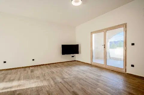 One Bedroom Apartment