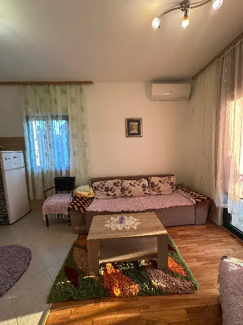Appartement 1 chambre à louer | Učuri, Tivat