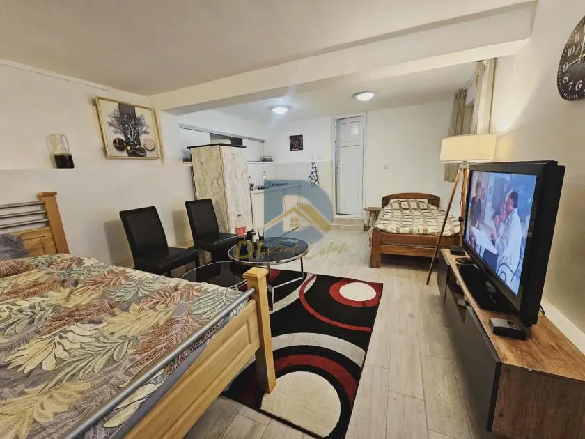 Studio zu vermieten | Mažina, Tivat