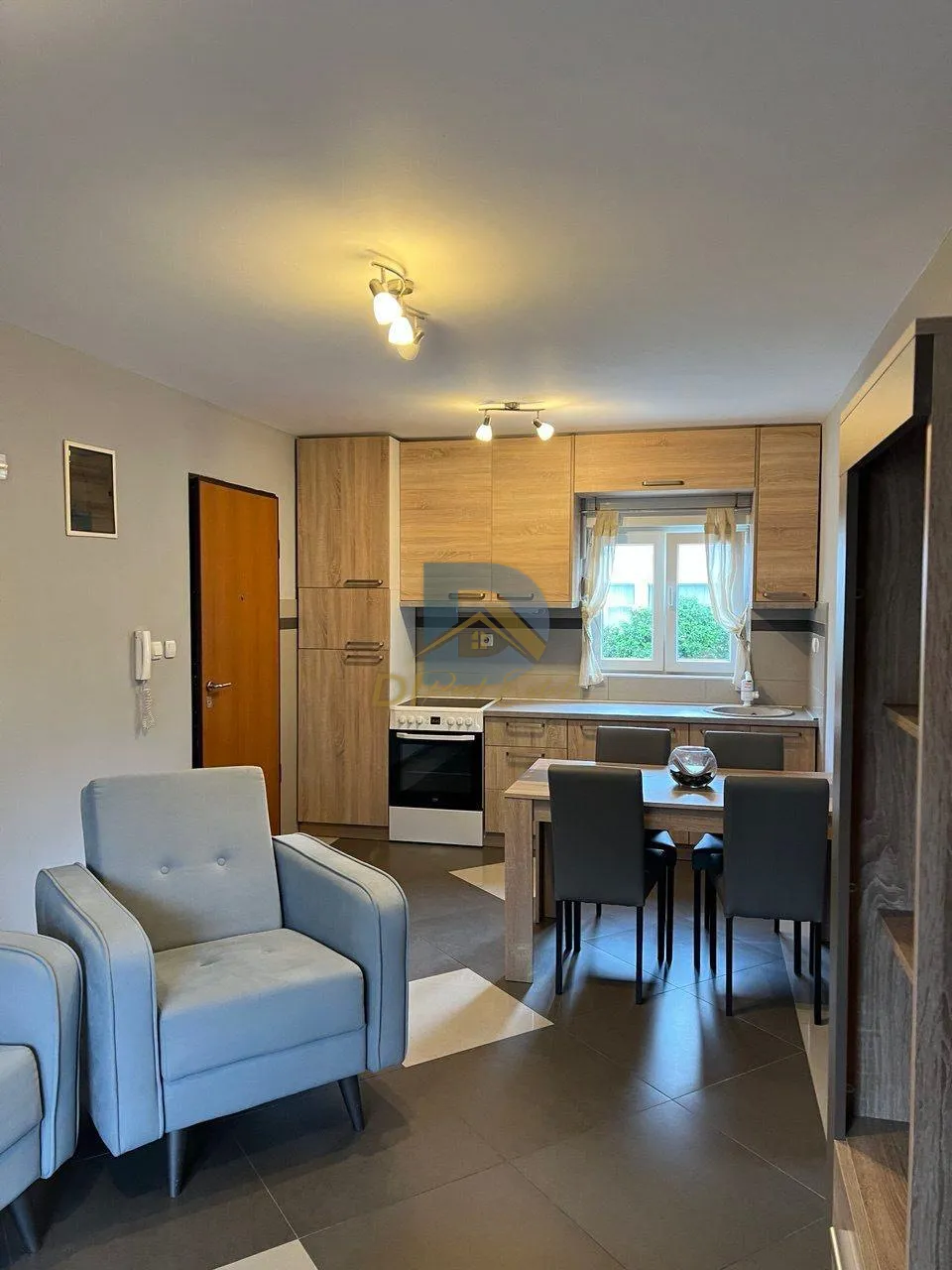 One Bedroom Apartment