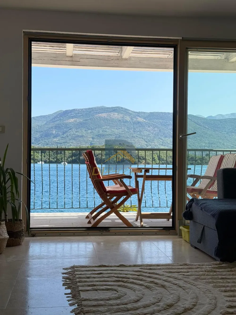 For Rent Apartment